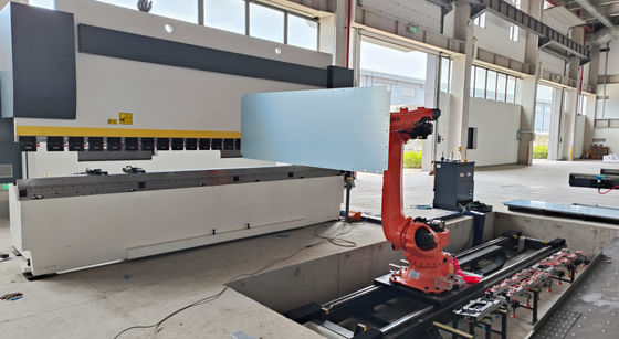 KR 210 R2700 Automated Robot Workstation For Increased Productivity